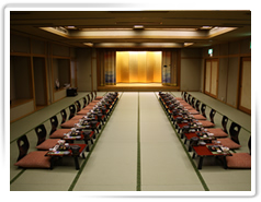 宴会場「鶴の間」